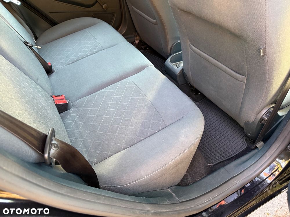 Ford Fiesta 1.25 Trend - 34