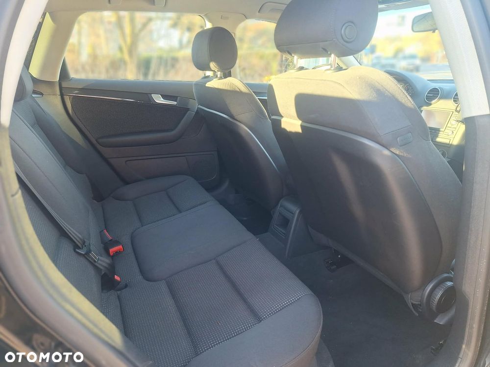 Audi A3 Sportback 1.6 FSI Ambition - 17