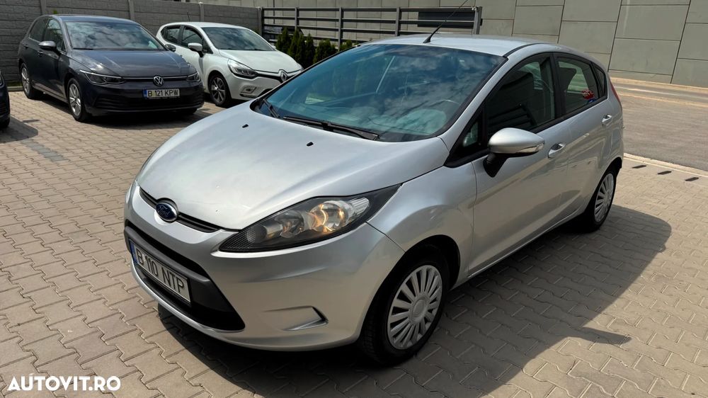 Ford Fiesta 1.25i Ambiente - 1