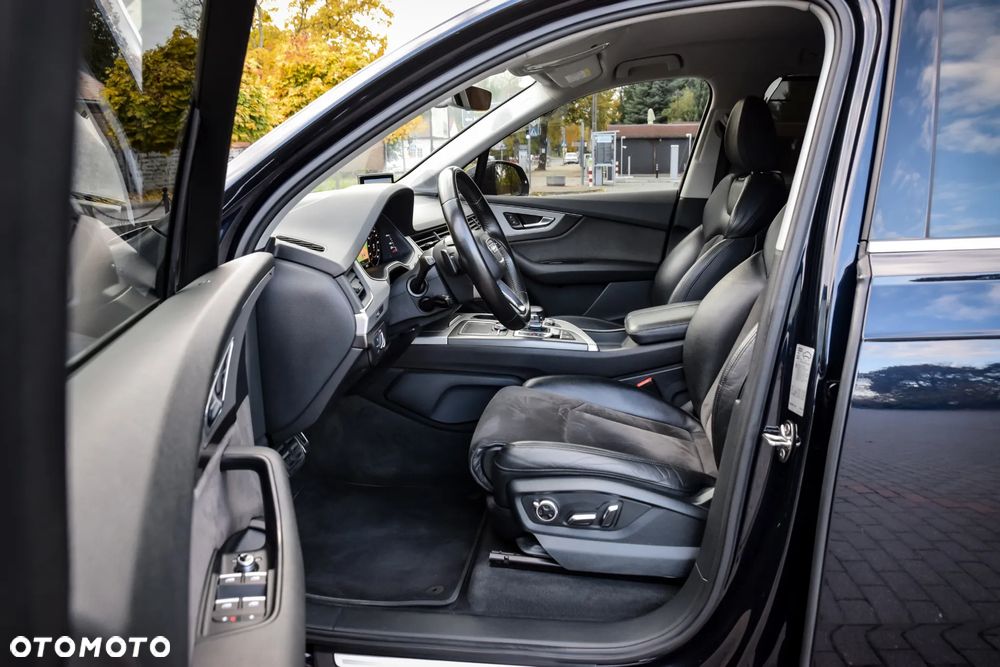 Audi Q7 - 15