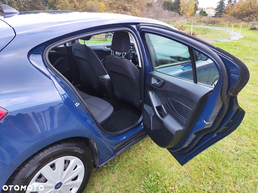 Ford Focus 1.0 EcoBoost Trend Edition - 17