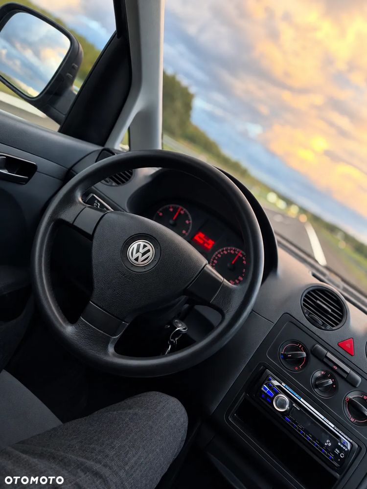 Volkswagen Caddy - 34