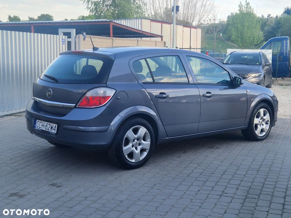 Opel Astra 1.6 Enjoy - 4