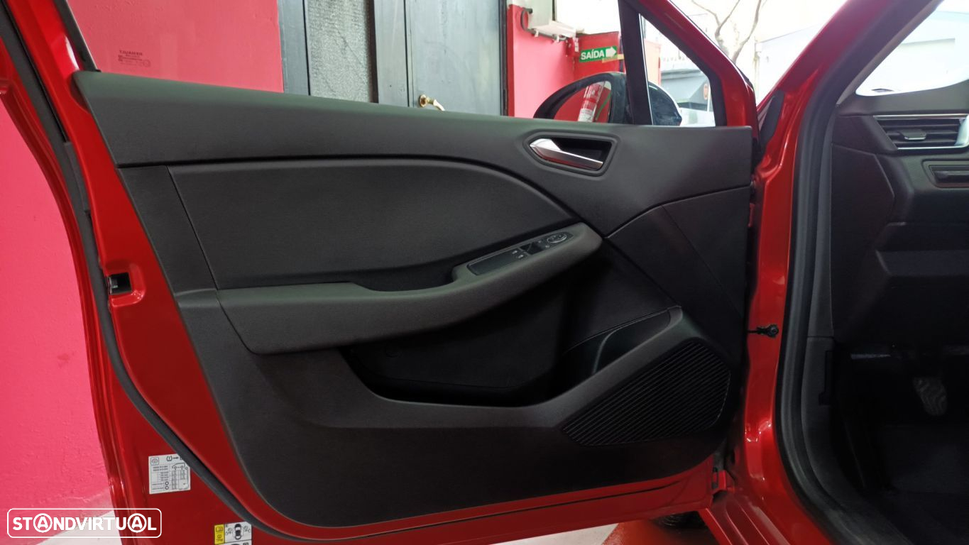 Renault Clio 1.0 TCe Intens - 26