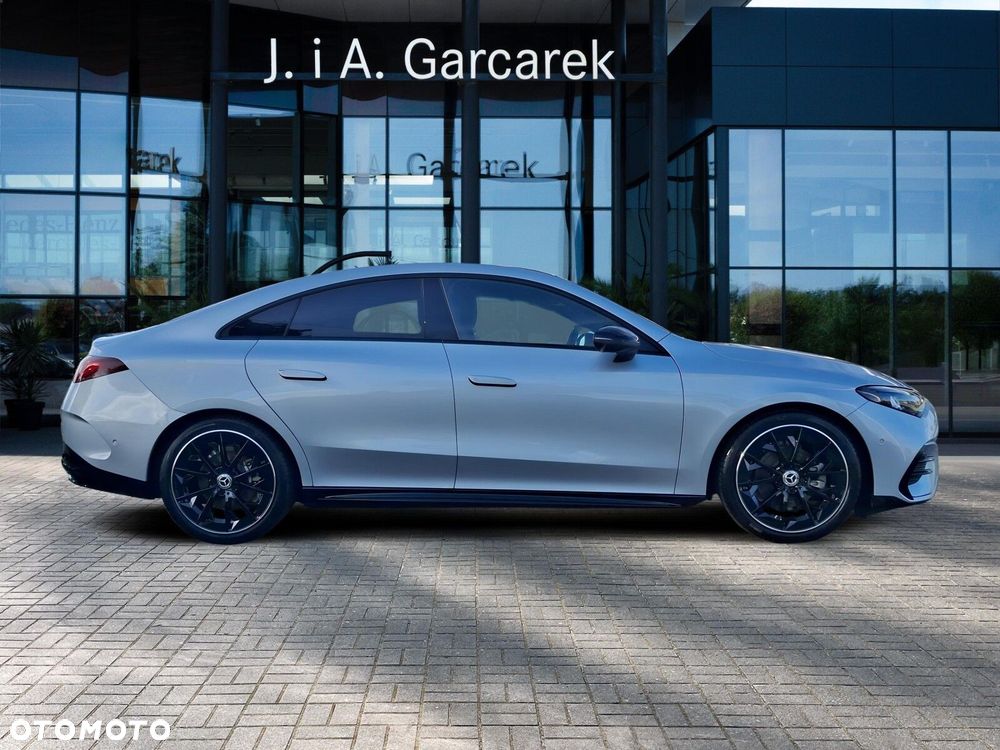 Mercedes-Benz CLA - 7