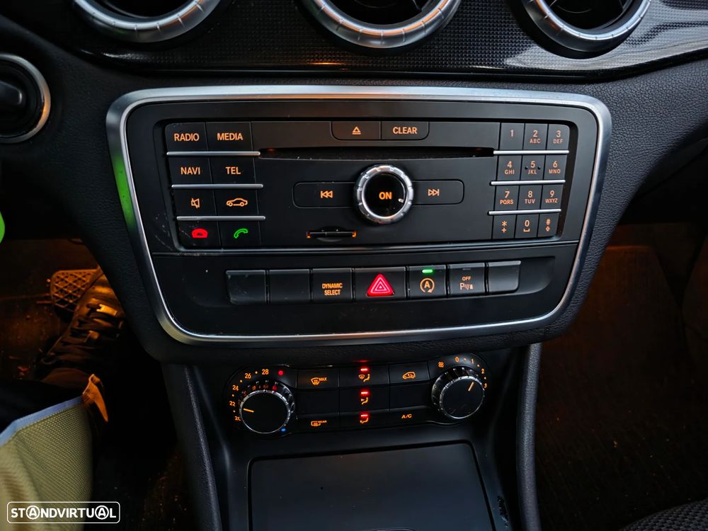 Mercedes-Benz CLA 180 CDI 7G-DCT StreetStyle - 16