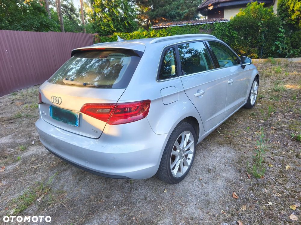 Audi A3 Sportback 2.0 TDI (clean diesel) Attraction - 8