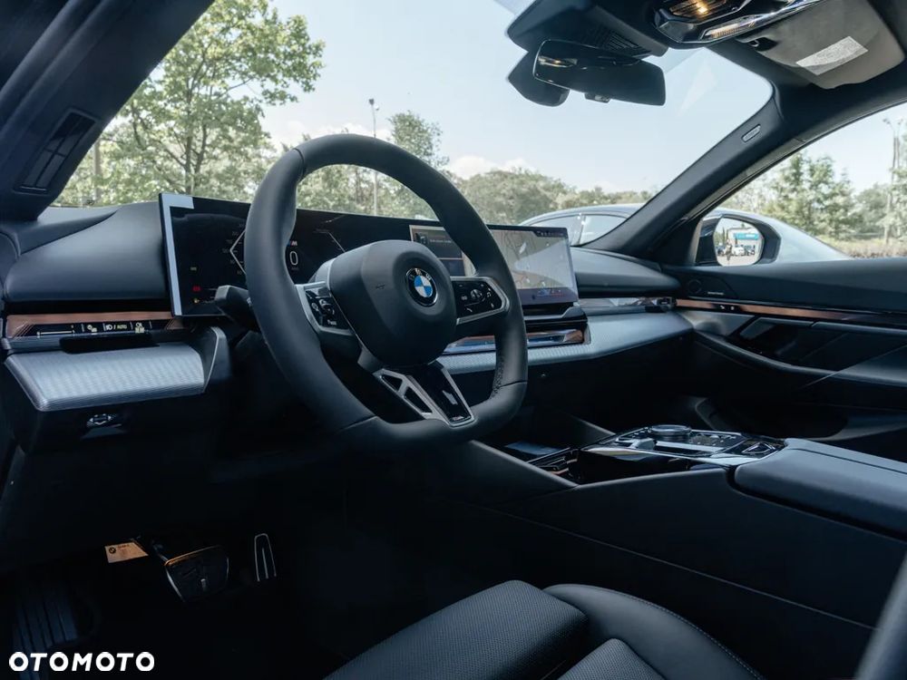 BMW Seria 5 540d xDrive - 5