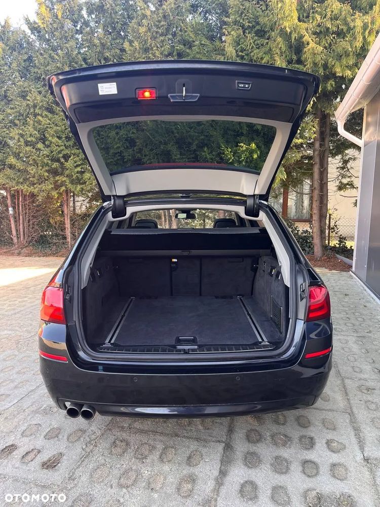 BMW Seria 5 525d - 6