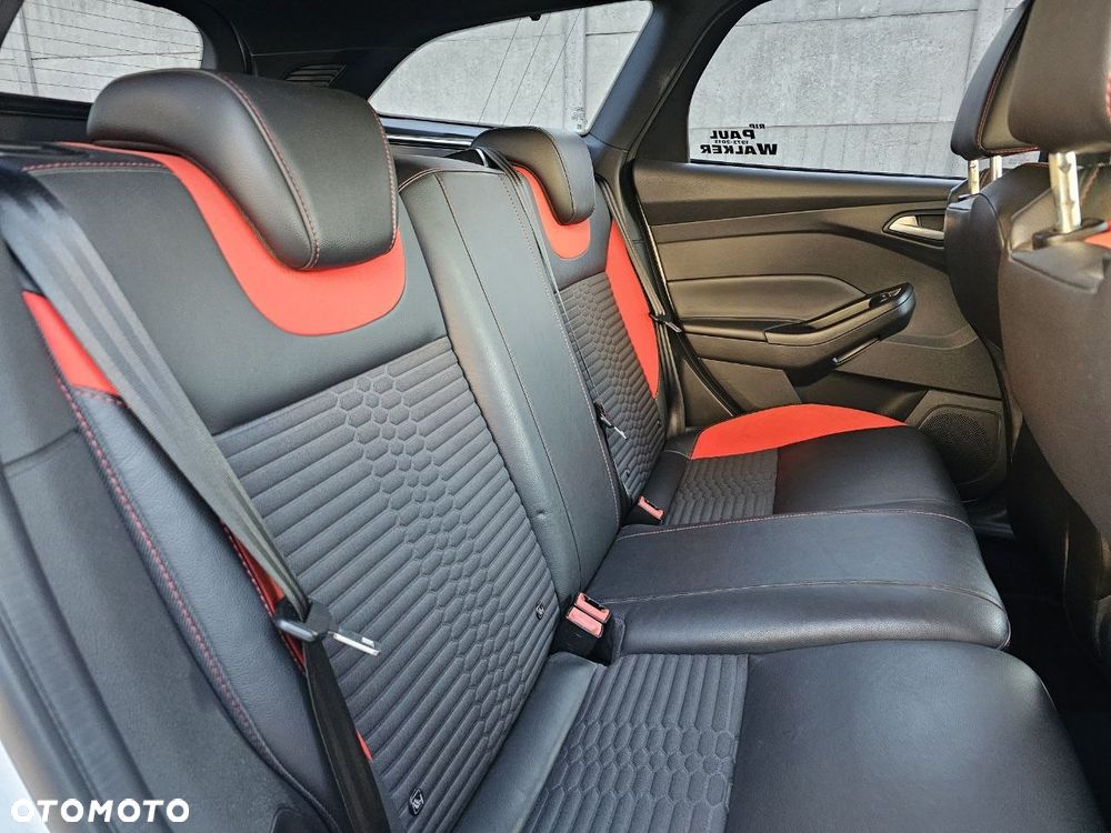Ford Focus 2.0 EcoBoost ST mit Leder-Sport-Paket - 35