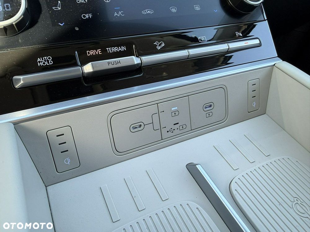 Hyundai Santa Fe - 28