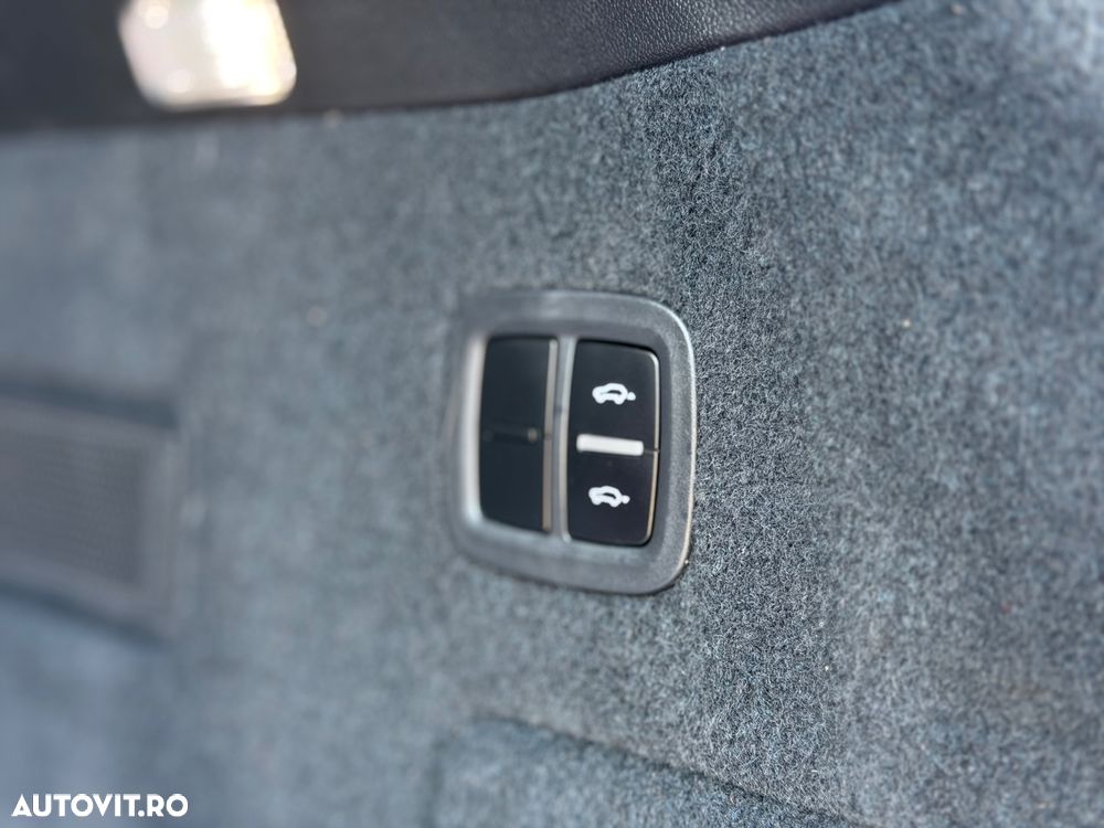 Porsche Cayenne E-Hybrid Tiptronic S - 24