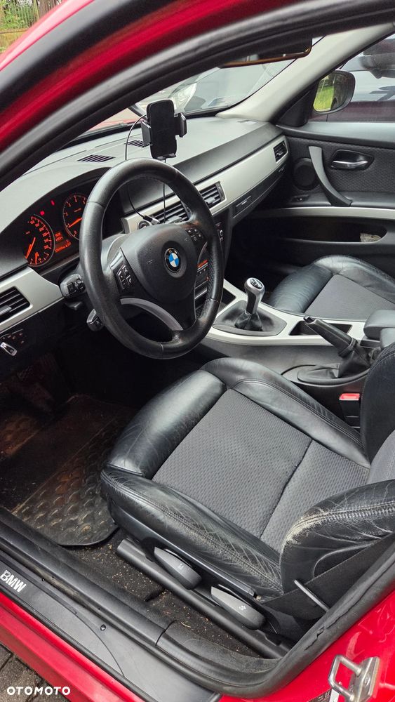 BMW Seria 3 320i Edition Sport - 7