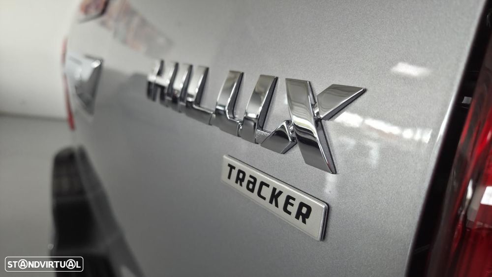 Toyota Hilux 2.4D 4x4 tracker 3L - 16