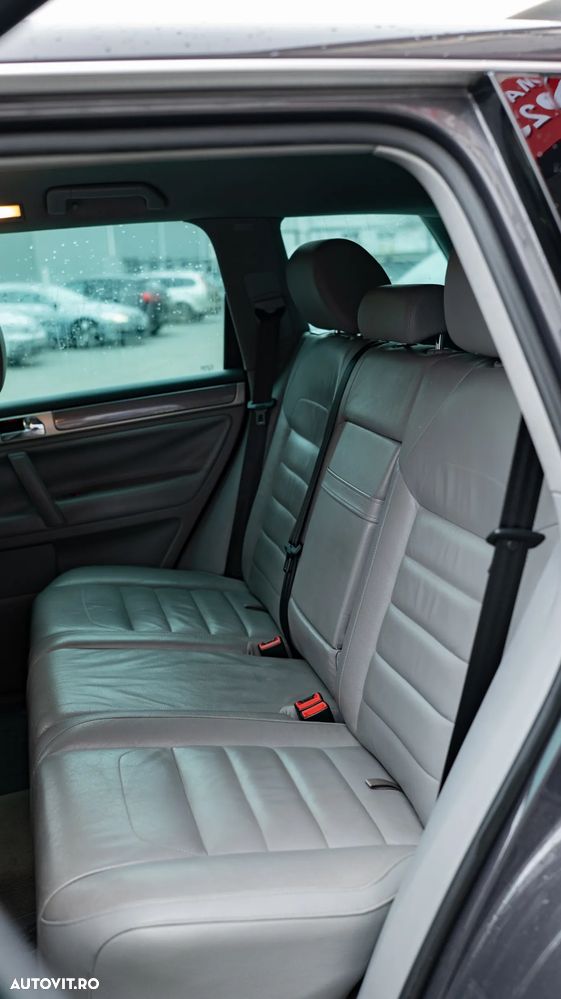 Volkswagen Touareg - 31