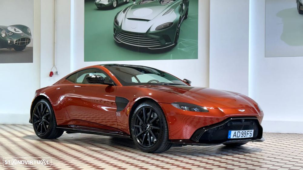 Aston Martin Vantage Coupe 4.0 Twin-Turbo V8 - 1