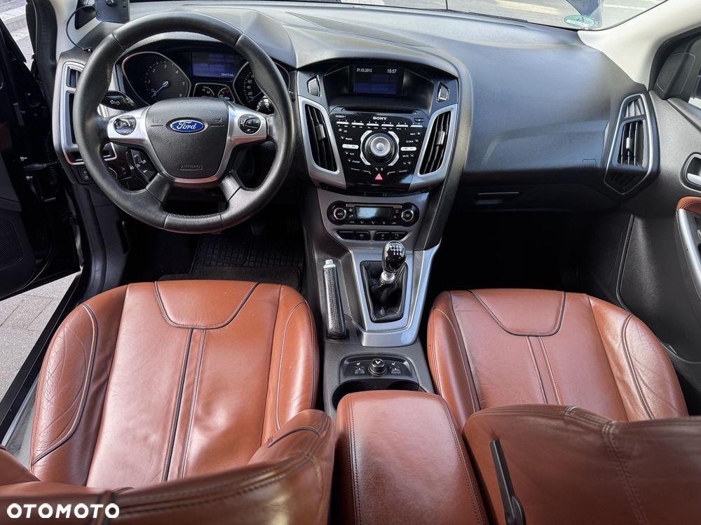Ford Focus - 16