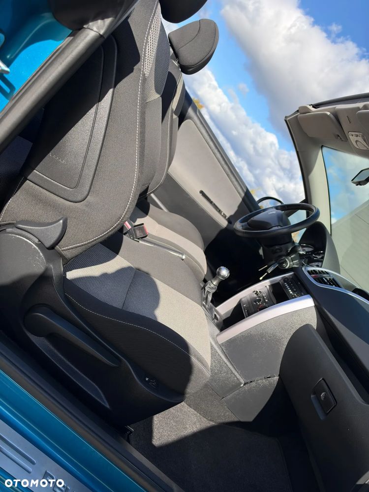 Peugeot 207 CC 1.6 HDi Premium - 18