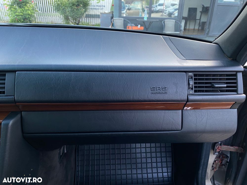 Mercedes-Benz W124 - 40