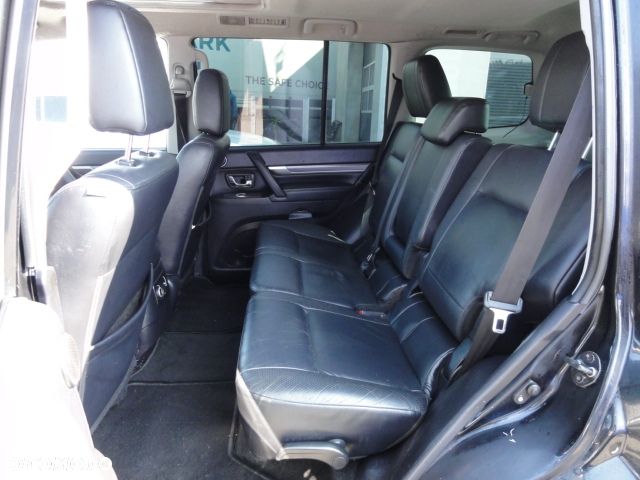 Mitsubishi Pajero 3.2 DID Instyle - 11