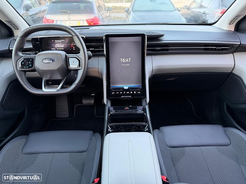 Ford Explorer 77 kWh Select - 11