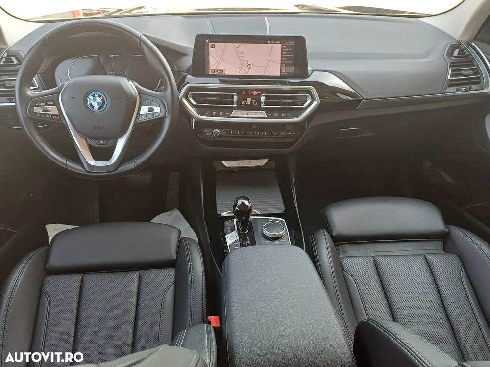 BMW X3 xDrive30e AT PHEV - 12