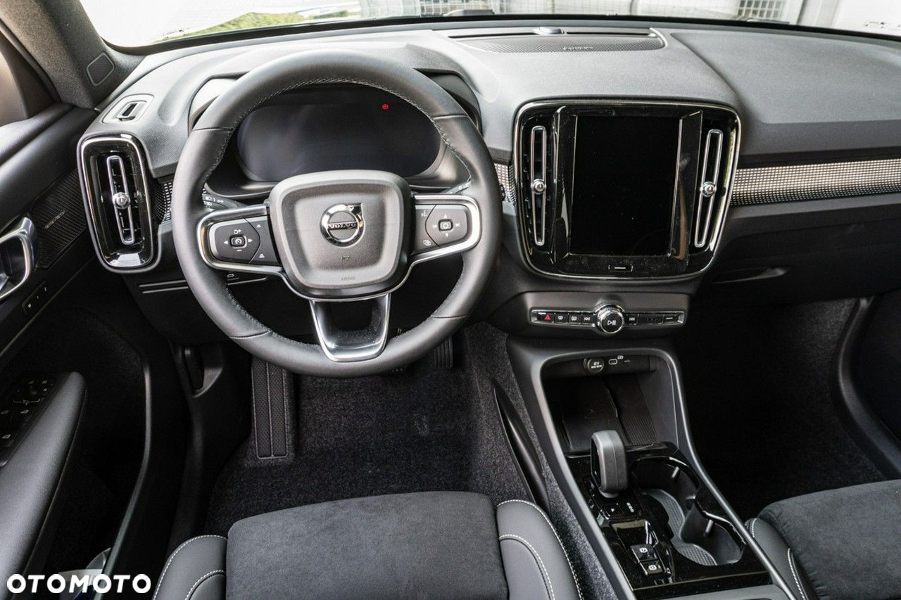 Volvo XC 40 - 19