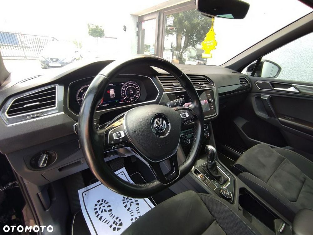 Volkswagen Tiguan - 11