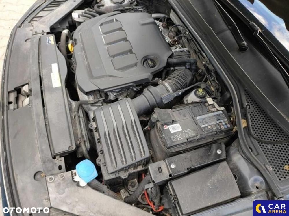 Volkswagen Passat - 13