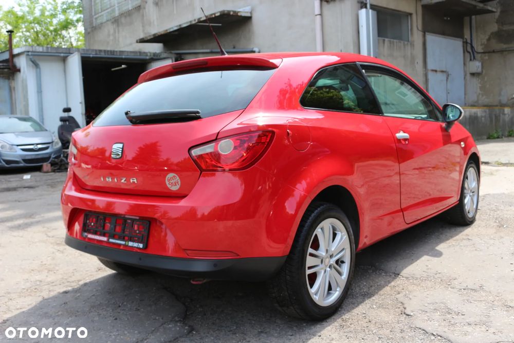 Seat Ibiza SC 1.4 16V Style - 17