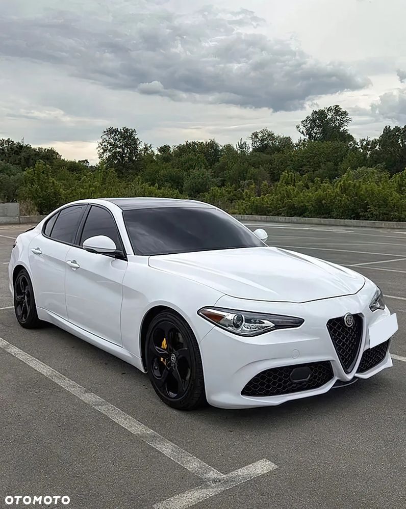 Alfa Romeo Giulia 2.0 Turbo Veloce - 2