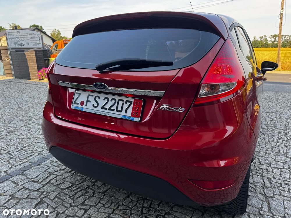 Ford Fiesta 1.25 Champions Edition - 14
