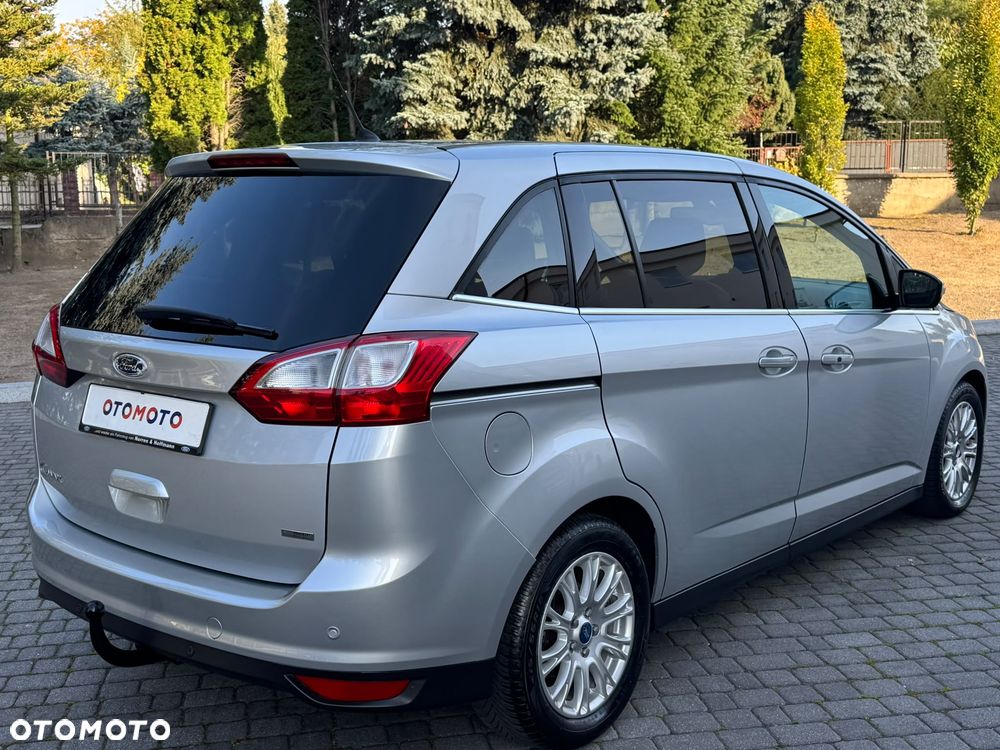 Ford Grand C-MAX - 10