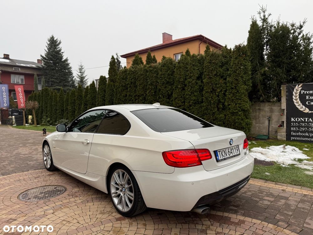 BMW Seria 3 320d DPF Efficient Dynamics Edition - 18