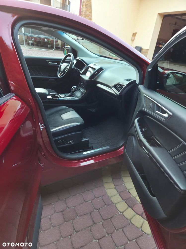 Ford Edge - 11