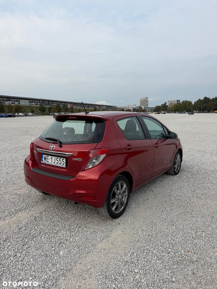 Toyota Yaris - 4