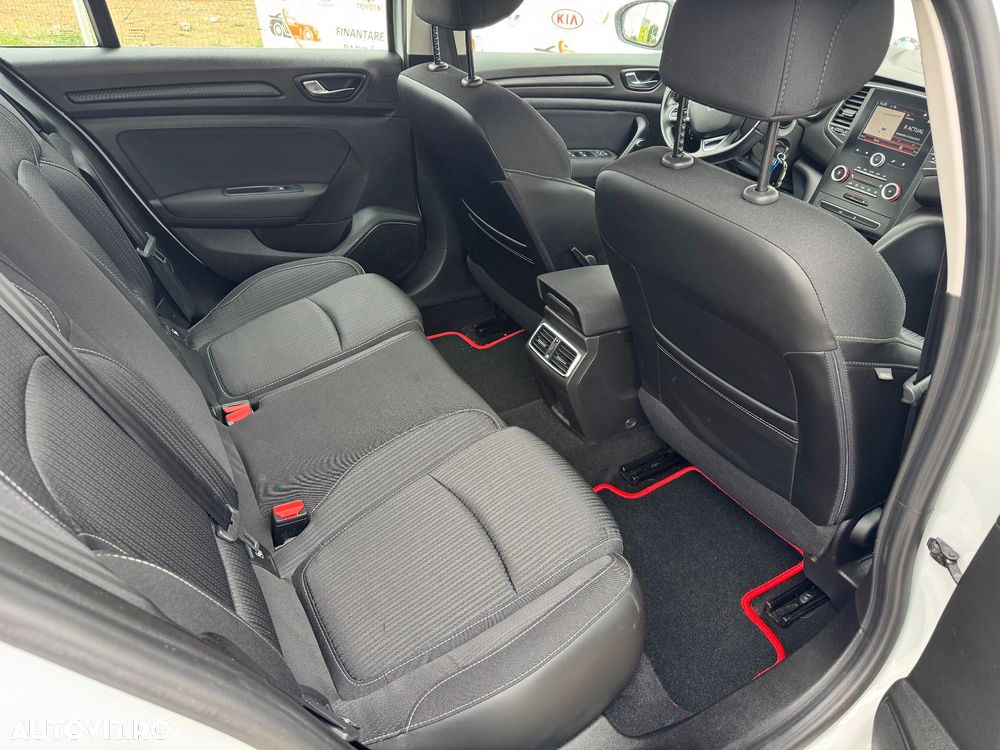 Renault Megane - 12