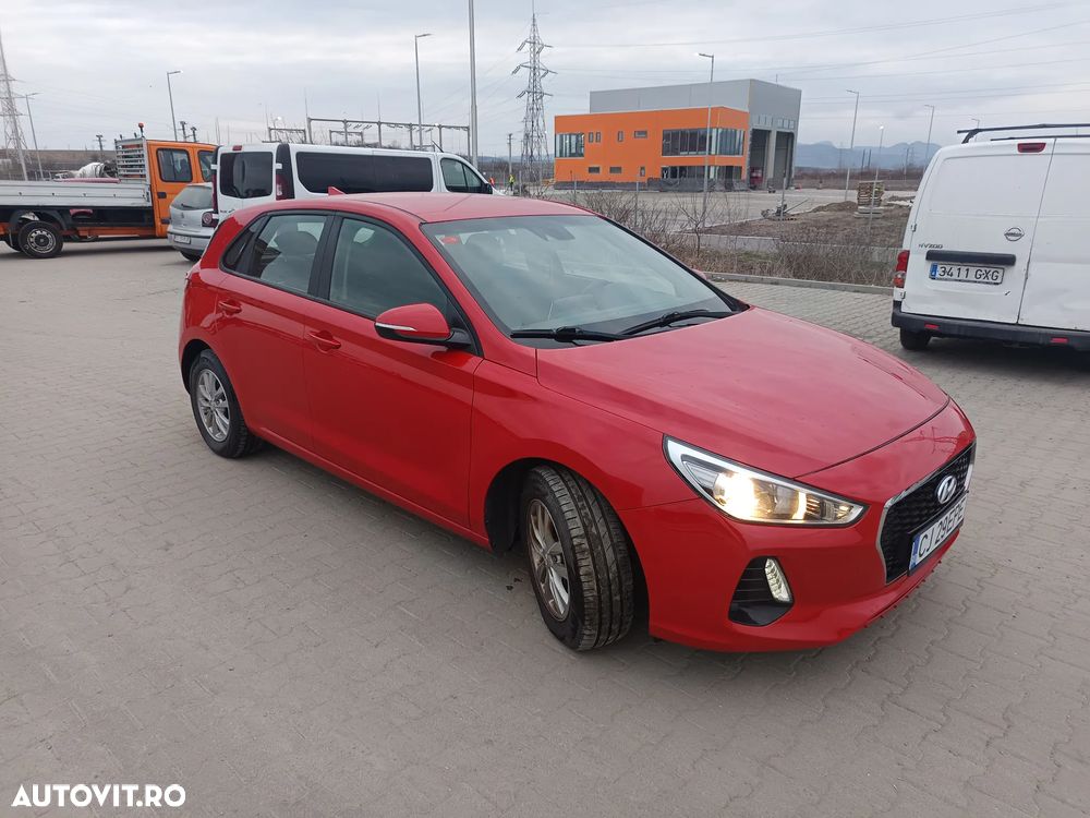 Hyundai i30 blue 1.6 CRDi Style - 2