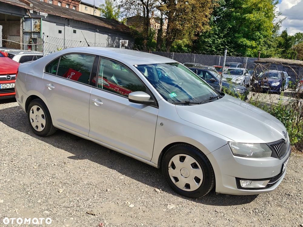Skoda RAPID 1.6 TDI DPF Ambition Max - 38