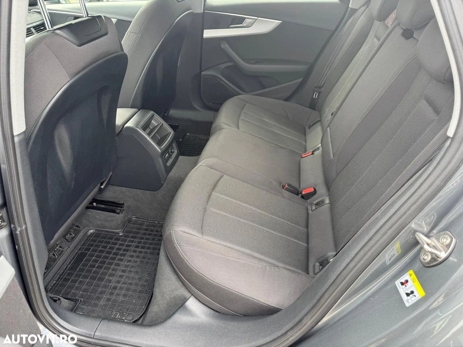 Audi A4 Avant 2.0 TDI S tronic design - 11