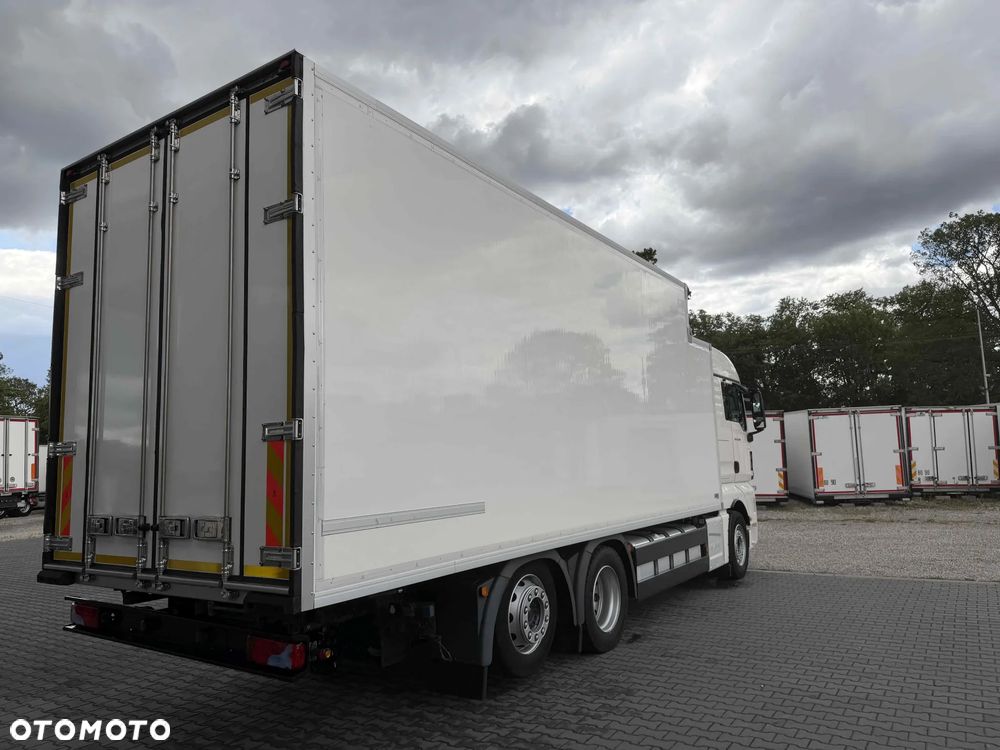 MAN TGX 26.500 CHŁODNIA THERMO KING OŚ SKRĘTNA - 3