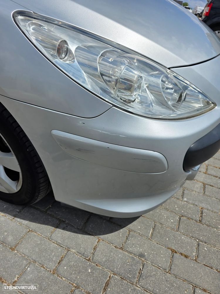 Peugeot 307 SW 1.6 HDi Executive - 14