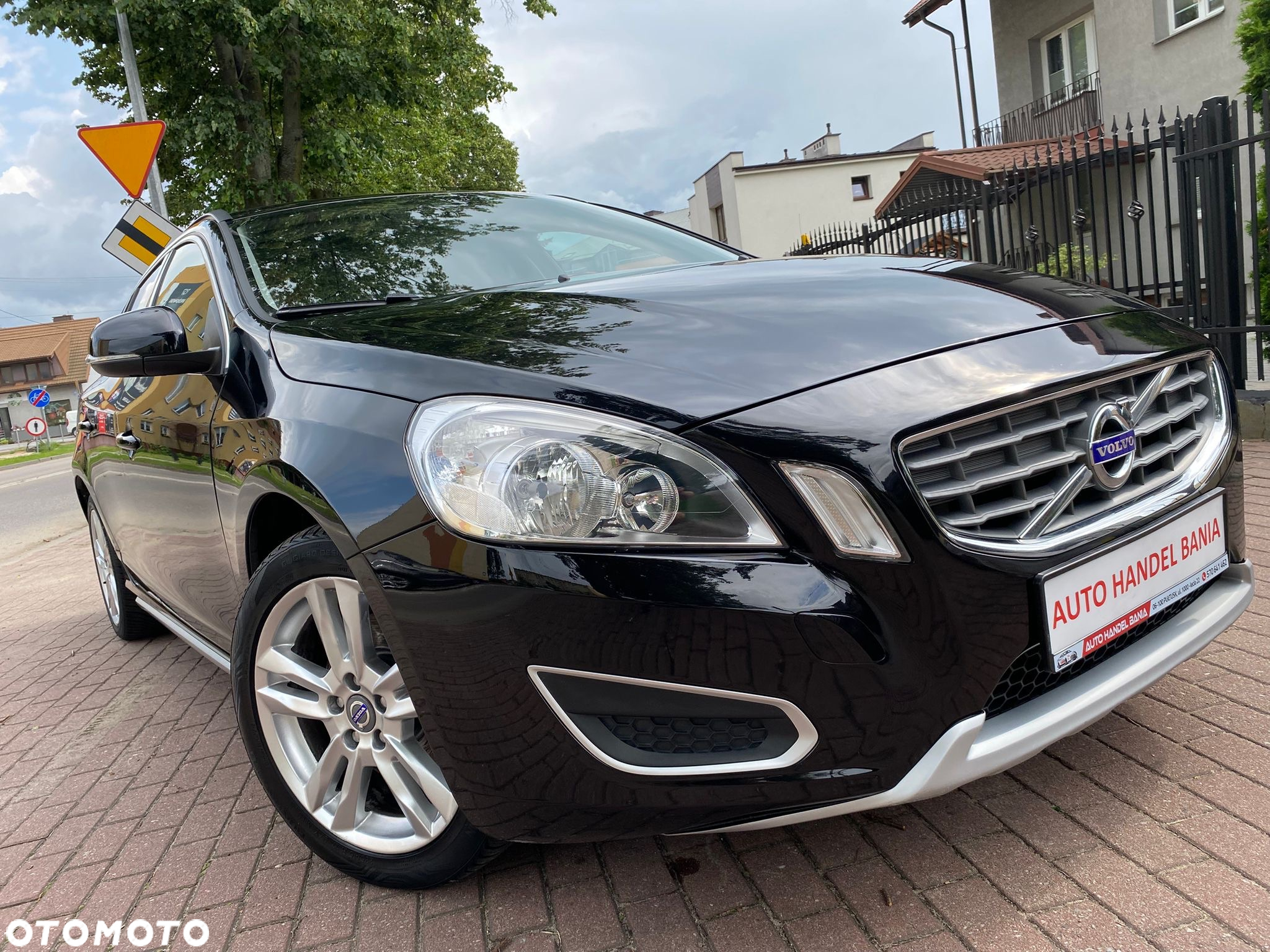 Volvo V60 D2 Summum - 17