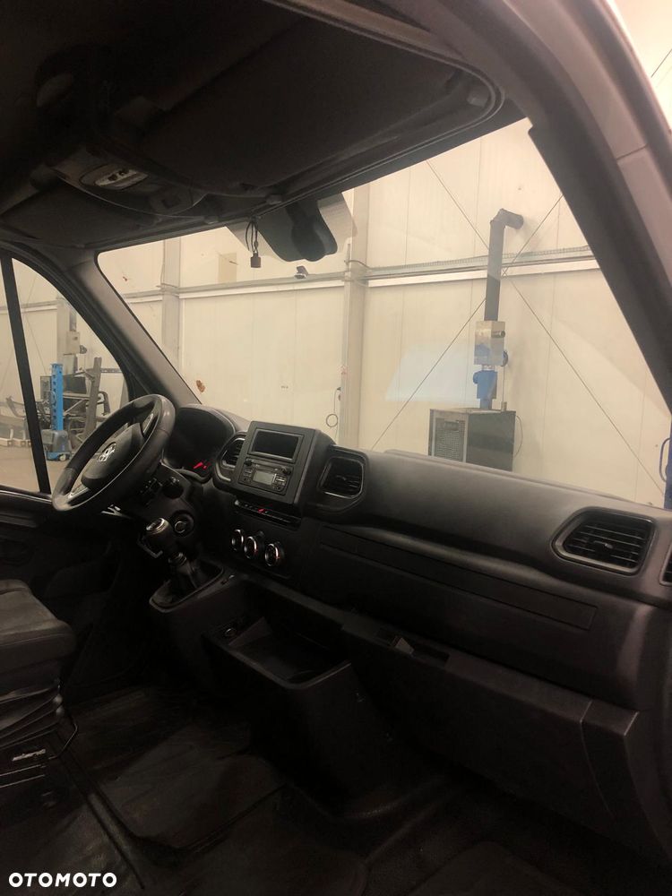 Renault Master III - 4