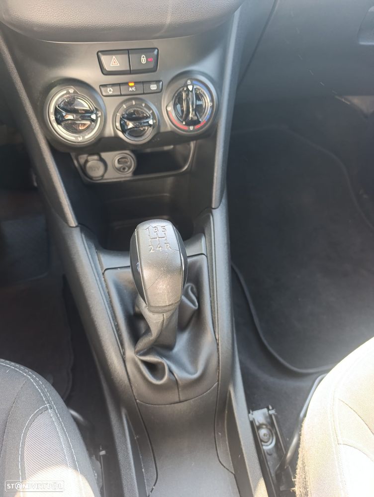 Peugeot 208 1.2 VTi Allure - 16