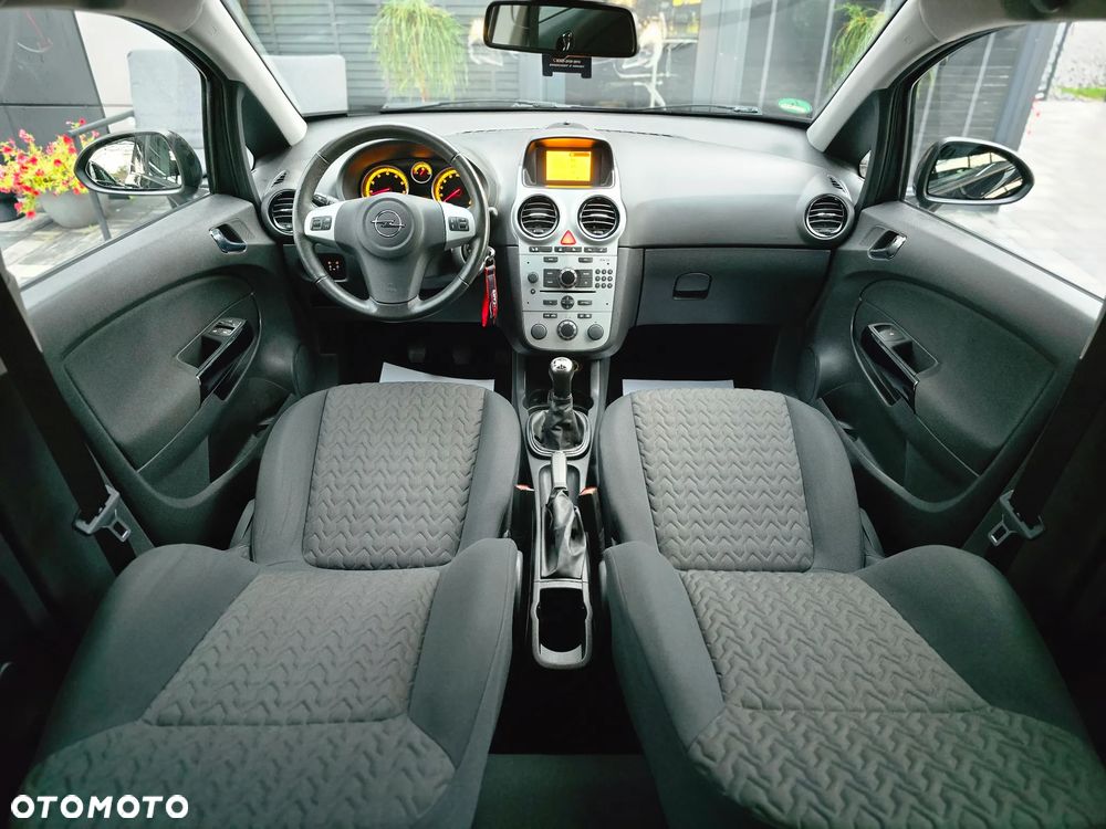 Opel Corsa - 28
