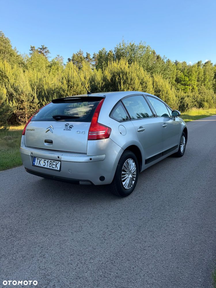Citroën C4 2.0 16V Exclusive - 5