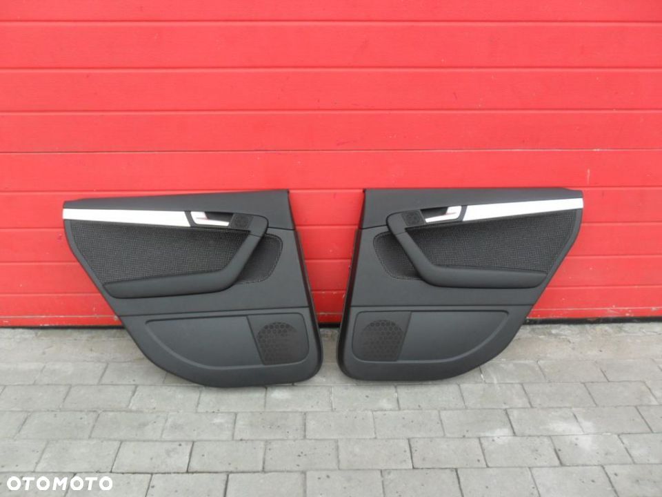 TAPICERKA DRZWI DRZWIOWA AUDI A3 8P0 SPORTBACK 8P4 - 1