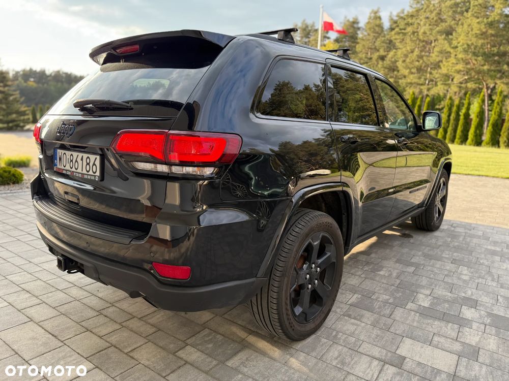 Jeep Grand Cherokee - 13