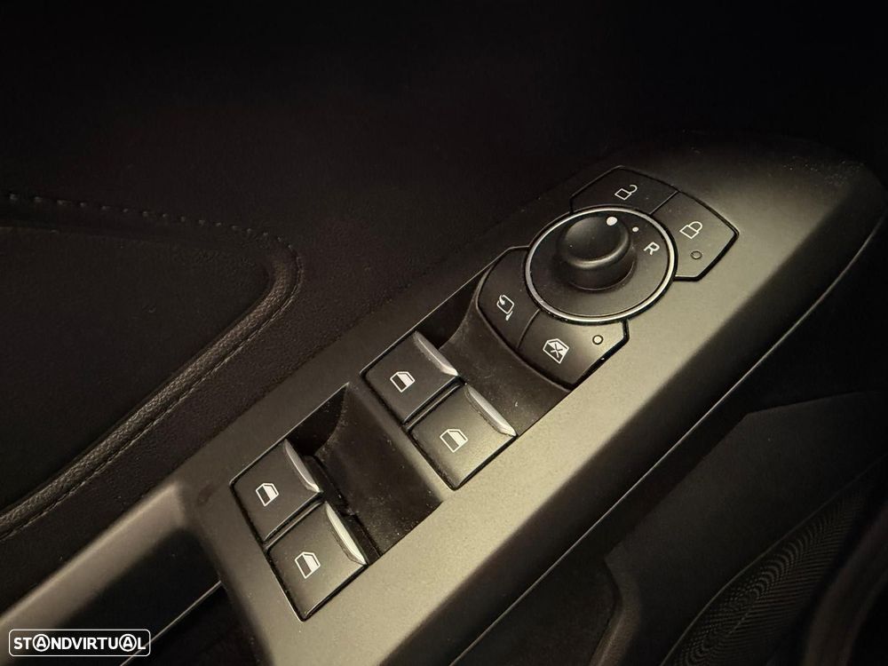 Ford Focus 1.0 EcoBoost MHEV ST-Line - 21